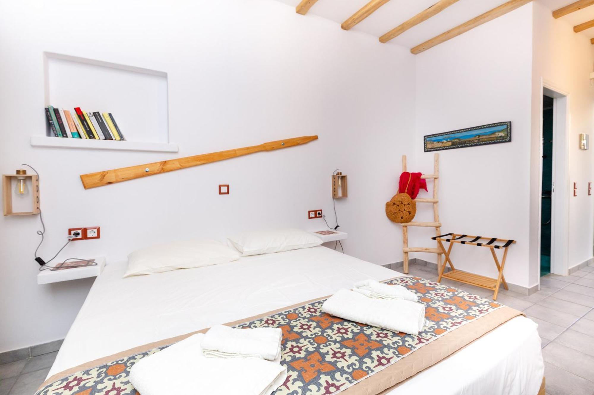 Ailouros Summer Hotel Schoinoussa Eksteriør bilde